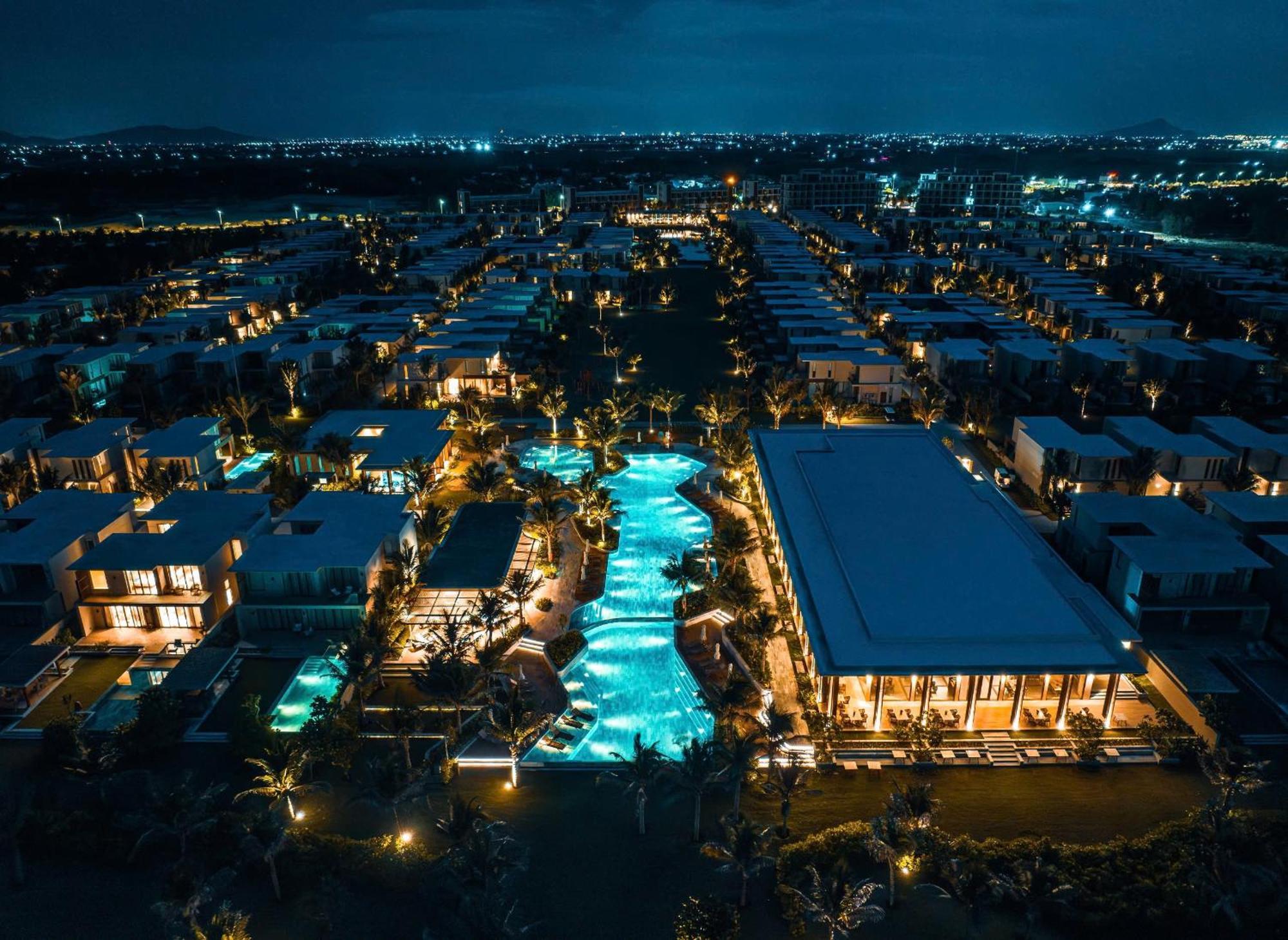 The Ocean Resort By Fusion Quy Nhon Esterno foto